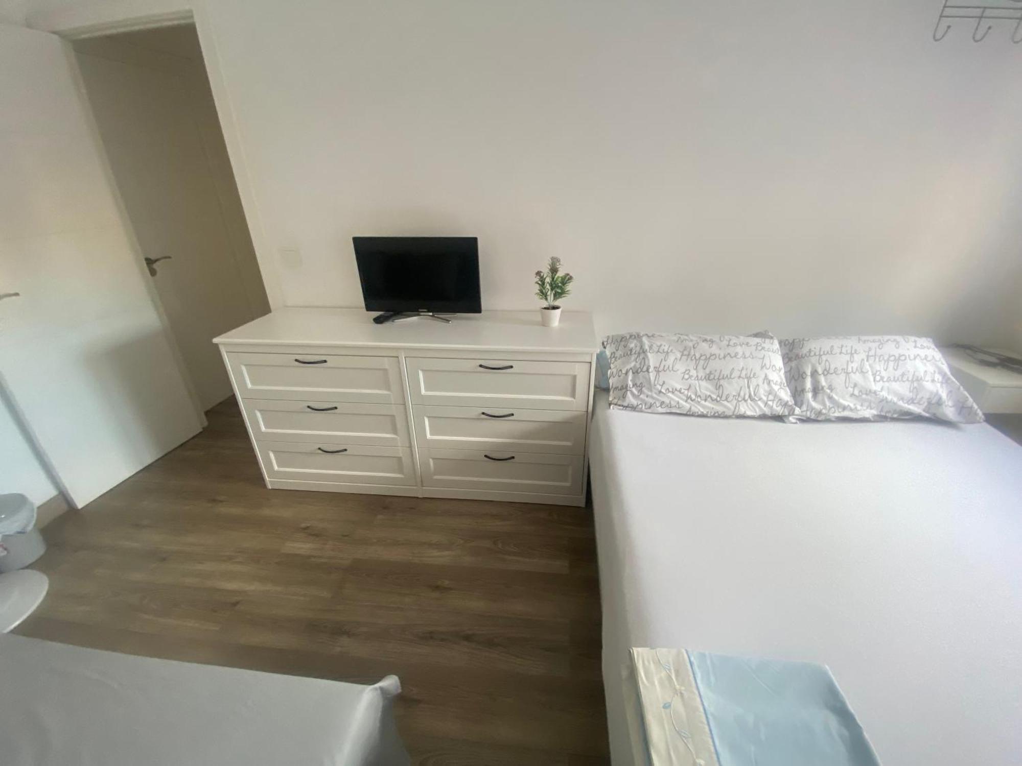 Piso Vacaciones En Familia O Amigos Lägenhet Málaga Exteriör bild