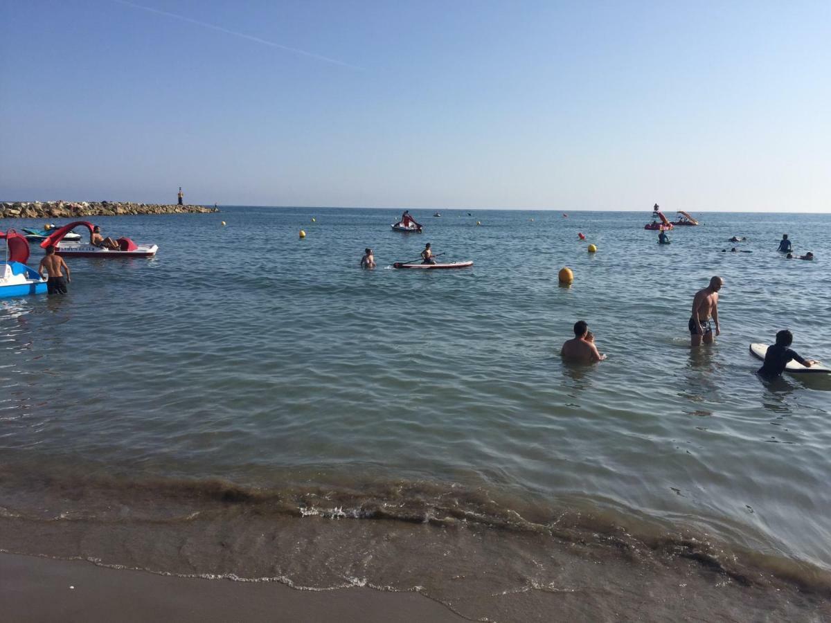Piso Vacaciones En Familia O Amigos Lägenhet Málaga Exteriör bild